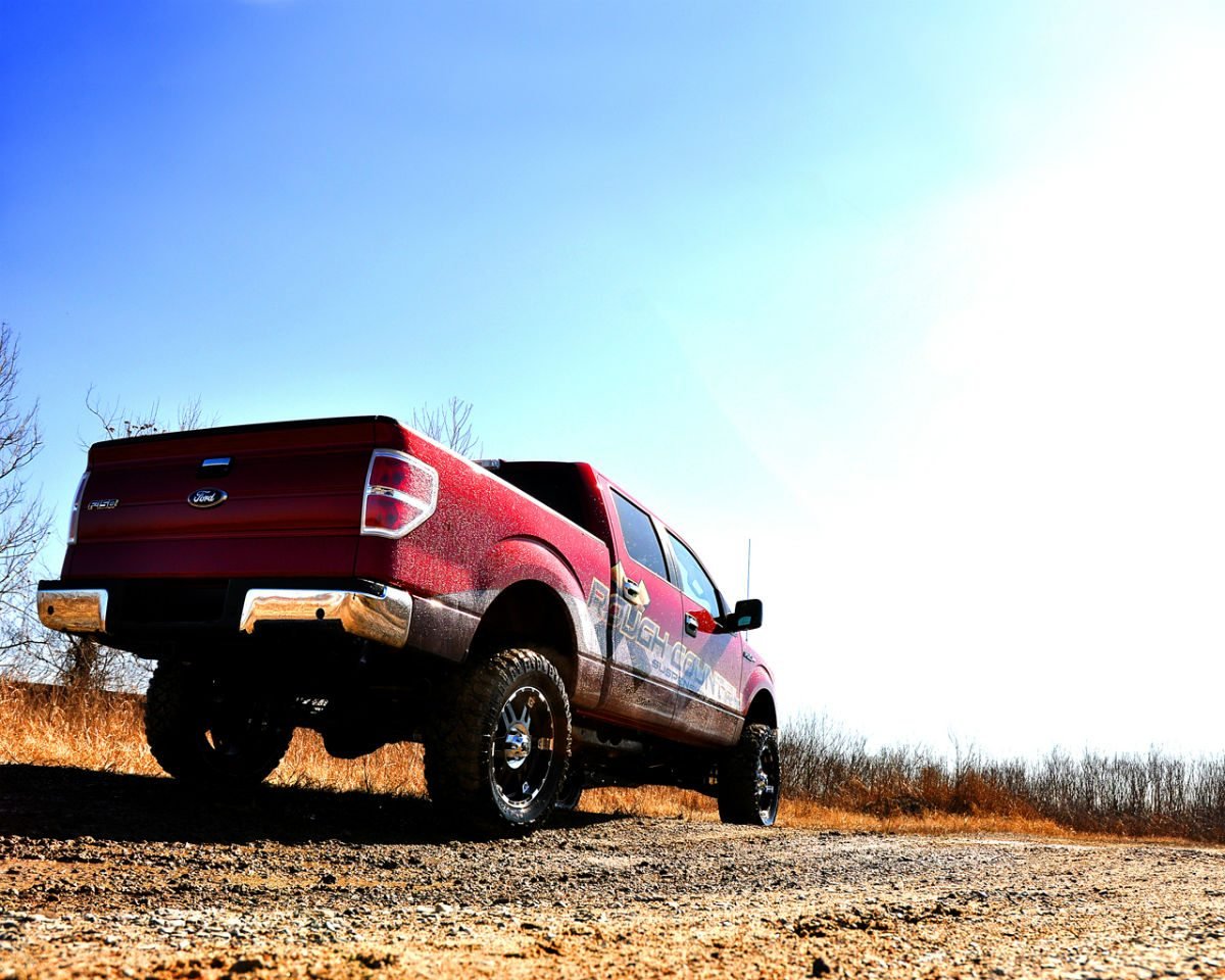 Rough Country 6 Inch Lift Kit | Ford F-150 4WD (2009-2010)