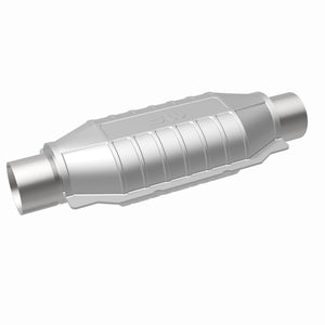 MagnaFlow Universal Catalytic Converter 2.5in ID Inlet/Outlet Center/Center Oval Rear