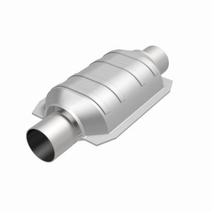 MagnaFlow Universal Catalytic Converter 2.25inch OBDII Rear 50 State