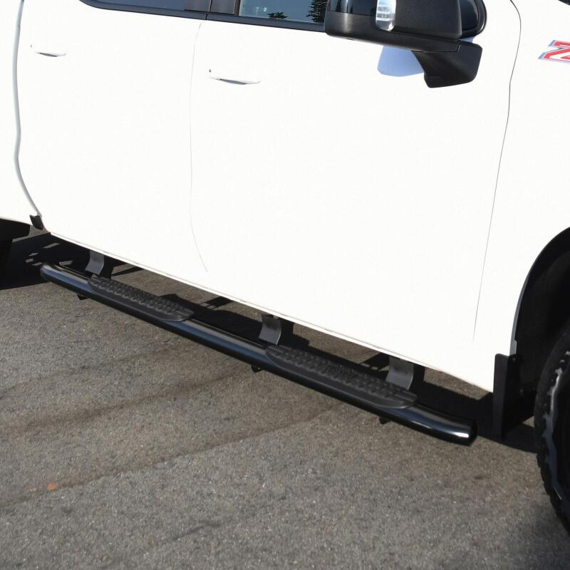 Westin 2019-2026 Chevy Silverado/Sierra 1500 Crew Cab Non LD PRO TRAXX 4 Oval Nerf Step Bars - Black
