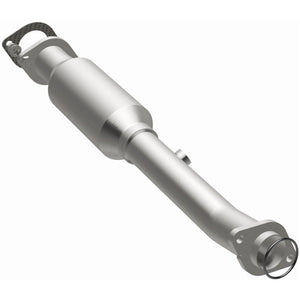 MagnaFlow 2004 Nissan Titan 5.6L Direct Fit Converter