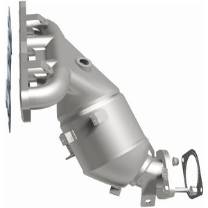 MagnaFlow Direct Fit Catalytic Converter 20-21 Nissan Kicks 1.6L Single Manifold
