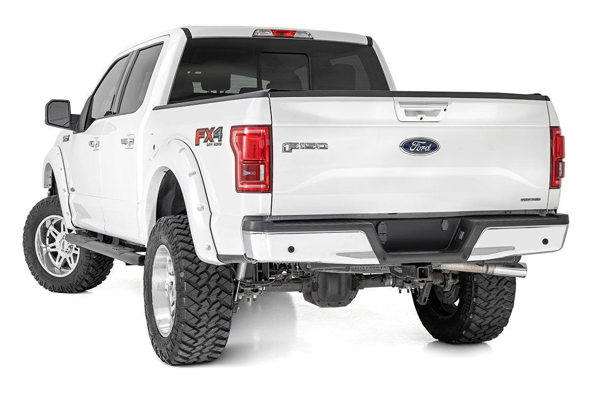 Rough Country Oval Nerf Step Crew Cab | Black | Ford F-150/Lightning/F-250/F-350/Raptor (15-26)