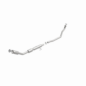 MagnaFlow Direct Fit Catalytic Converter 14-15 Toyota Corolla 1.8L