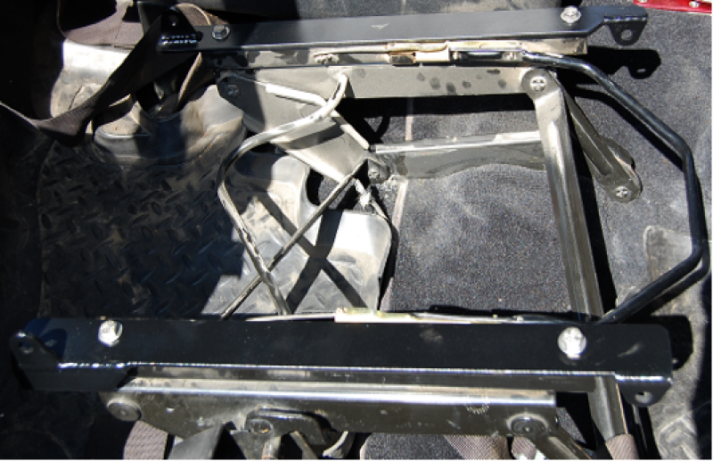 PRP Jeep CJ7/YJ Seat Adapter Mount (Passenger Side)