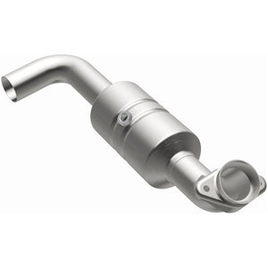 MagnaFlow Direct Fit Catalytic Converter 2009-2010 f-150 V8 5.4 OEM Underbody