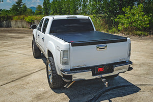 Rough Country Hard Roll Up Bed Cover | Chevy/GMC Sierra/Silverado 1500 (07-13)