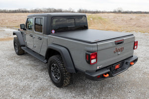 Rough Country Soft Roll Up Bed Cover 5' Bed | Jeep Gladiator JT 4WD (2020-2026)