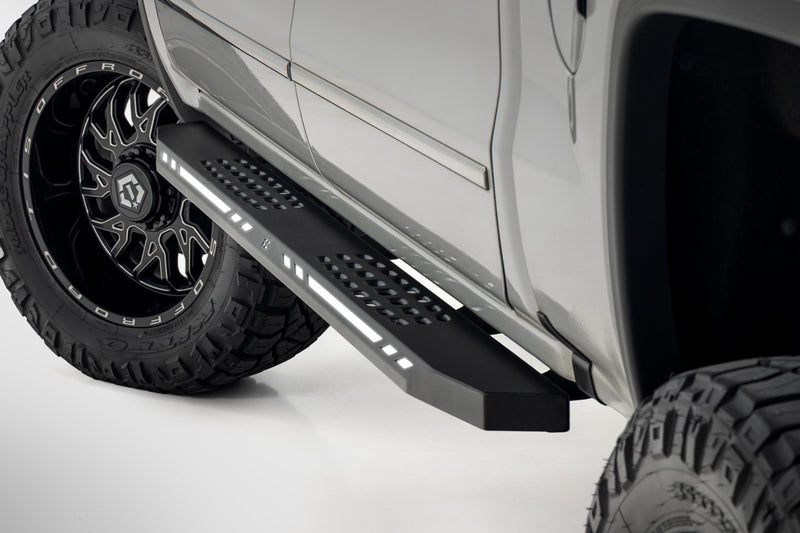 Rough Country AC2 Running Boards Amber/White | Crew Cab | Chevy/GMC 1500 (07-18)