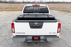 Rough Country Hard Tri-Fold Flip Up Bed Cover 5' Bed | Nissan Frontier 2WD/4WD (05-21)