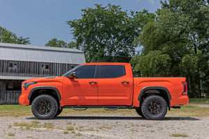 Rough Country 2.5 Inch Lift Kit TRD Pro | Toyota Tundra 4WD (2022-2026)