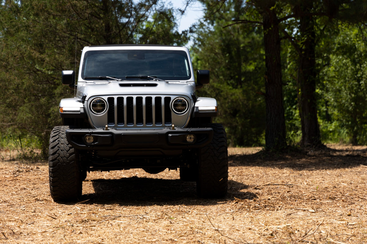 Rough Country 3.5 Inch Lift Kit C/A Drop | 4-Door | 392 | Jeep Wrangler Unlimited (18-23)
