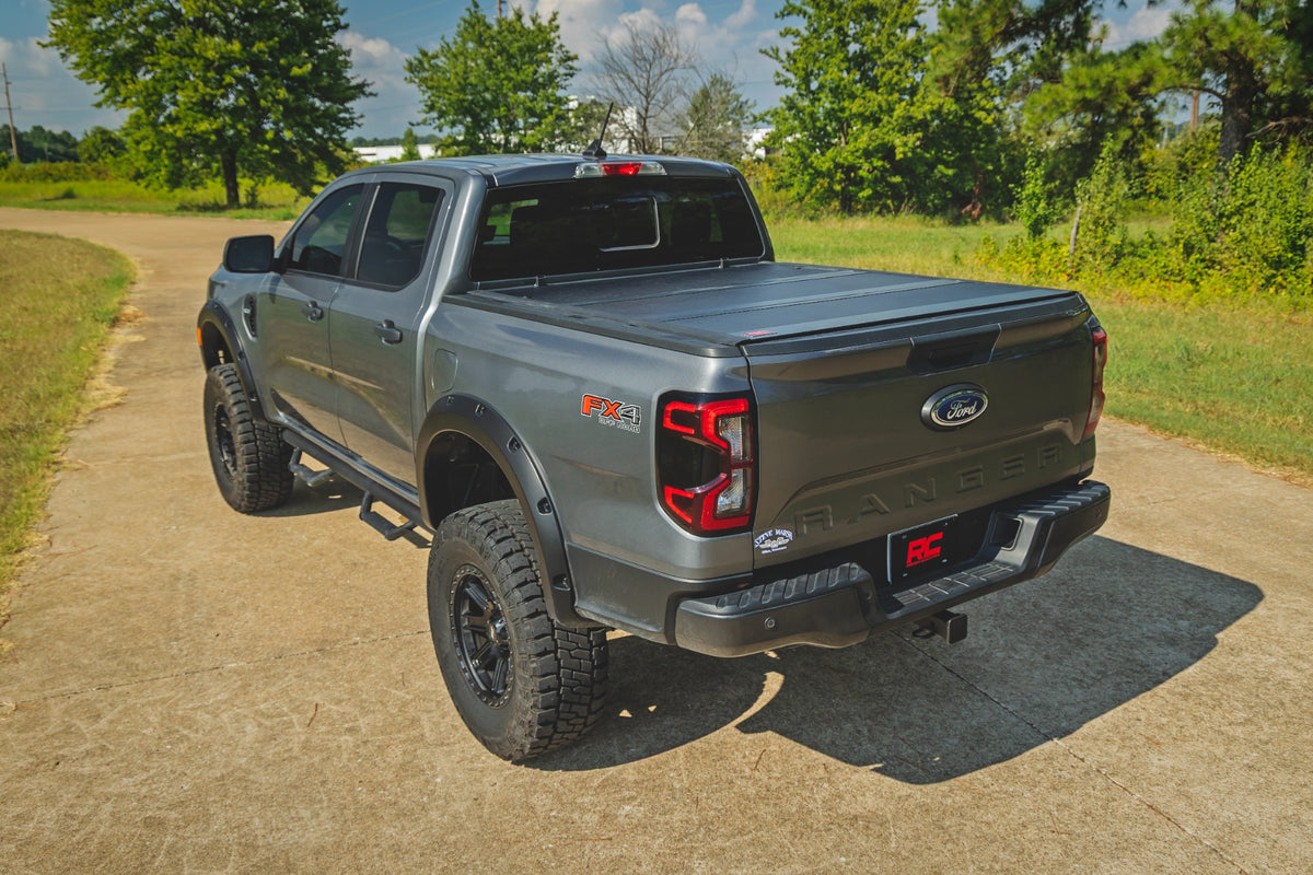 Rough Country Hard Low Profile Bed Cover 5' Bed | Ford Ranger 2WD/4WD (2024-2025)
