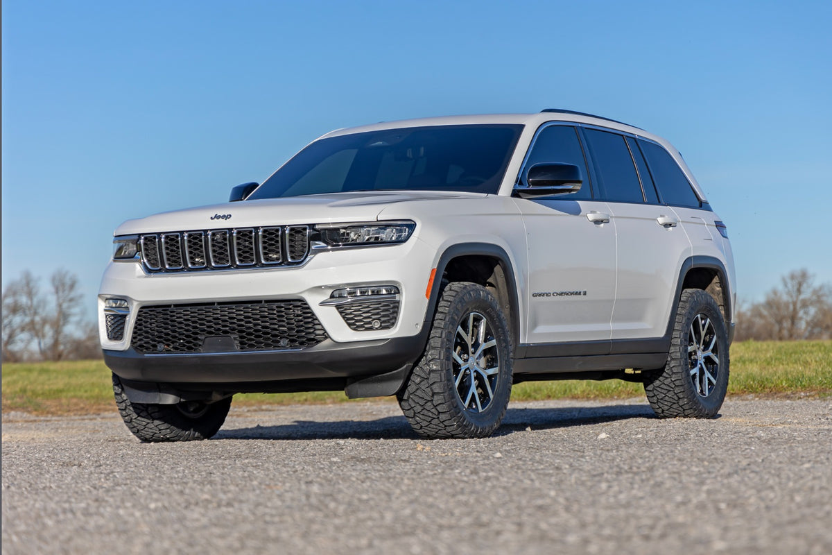 Rough Country 1 Inch Lift Kit | Jeep Grand Cherokee WL 4WD (2023-2026)