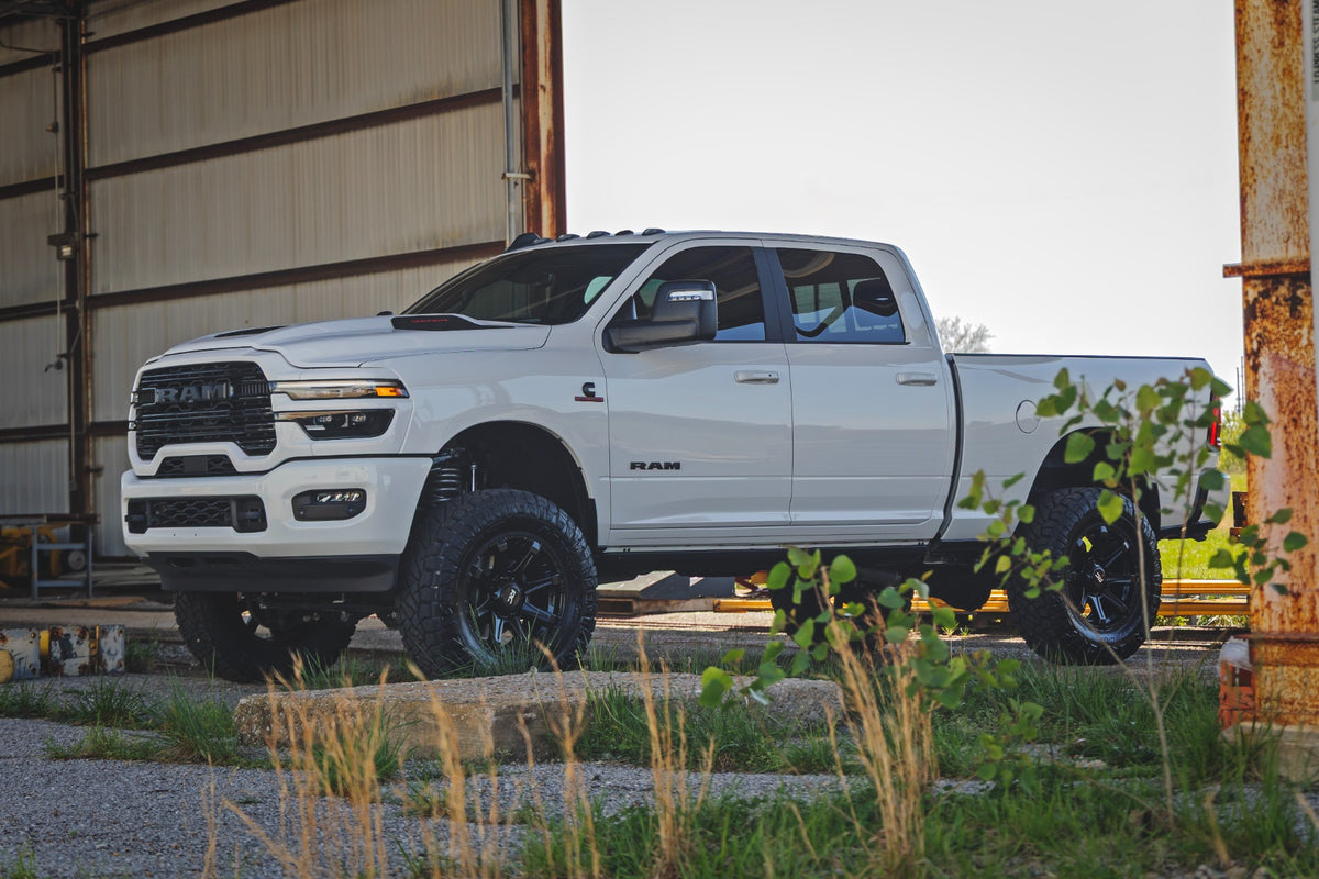 Rough Country 5 Inch Lift Kit Fr D/S | 10 Bolt T-Case | Ram 2500 4WD (2025-2026)