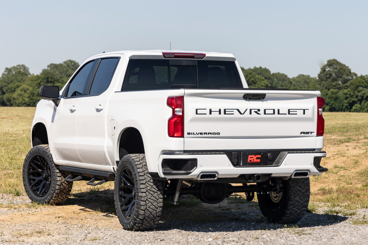 Rough Country 6 Inch Lift Kit | Chevy Silverado 1500 4WD (2025-2026)