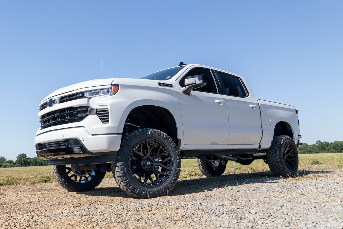 Rough Country 6 Inch Lift Kit | Chevy Silverado 1500 4WD (2025-2026)
