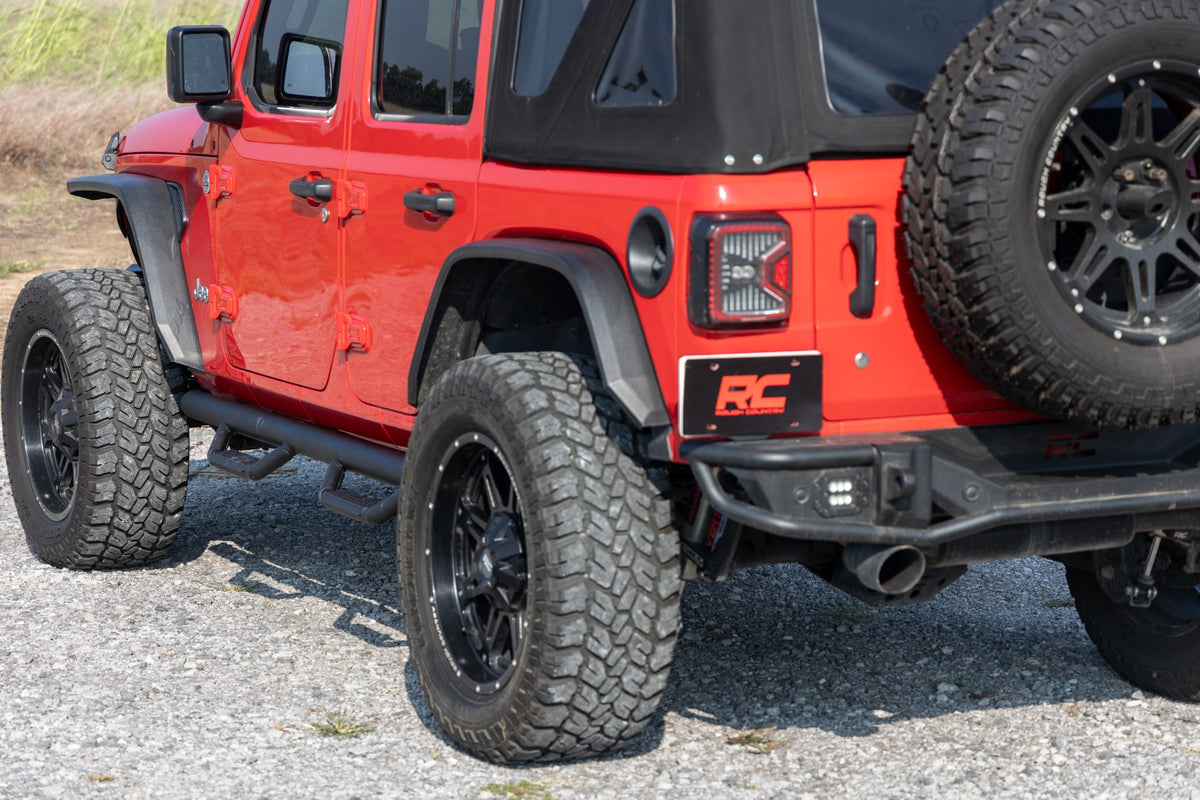 Rough Country Nerf Steps Wheel to Wheel | 4 Door | Jeep Wrangler Unlimited 4WD (18-26)