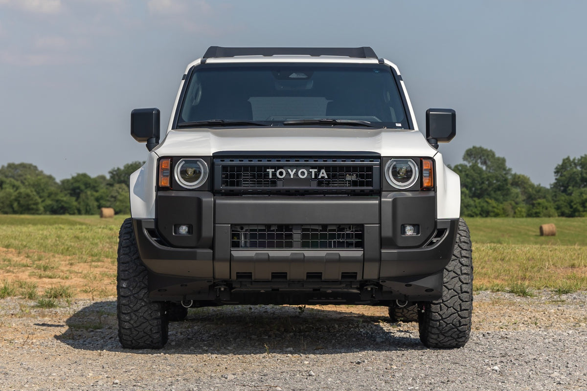 Rough Country 2 Inch Lift Kit | Toyota Land Cruiser 4WD (2024-2026)