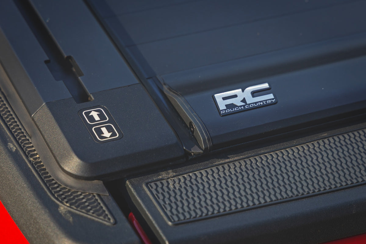 Rough Country Powered Retractable Bed Cover 5' Bed | Toyota Tacoma 2WD/4WD (2024-2026)