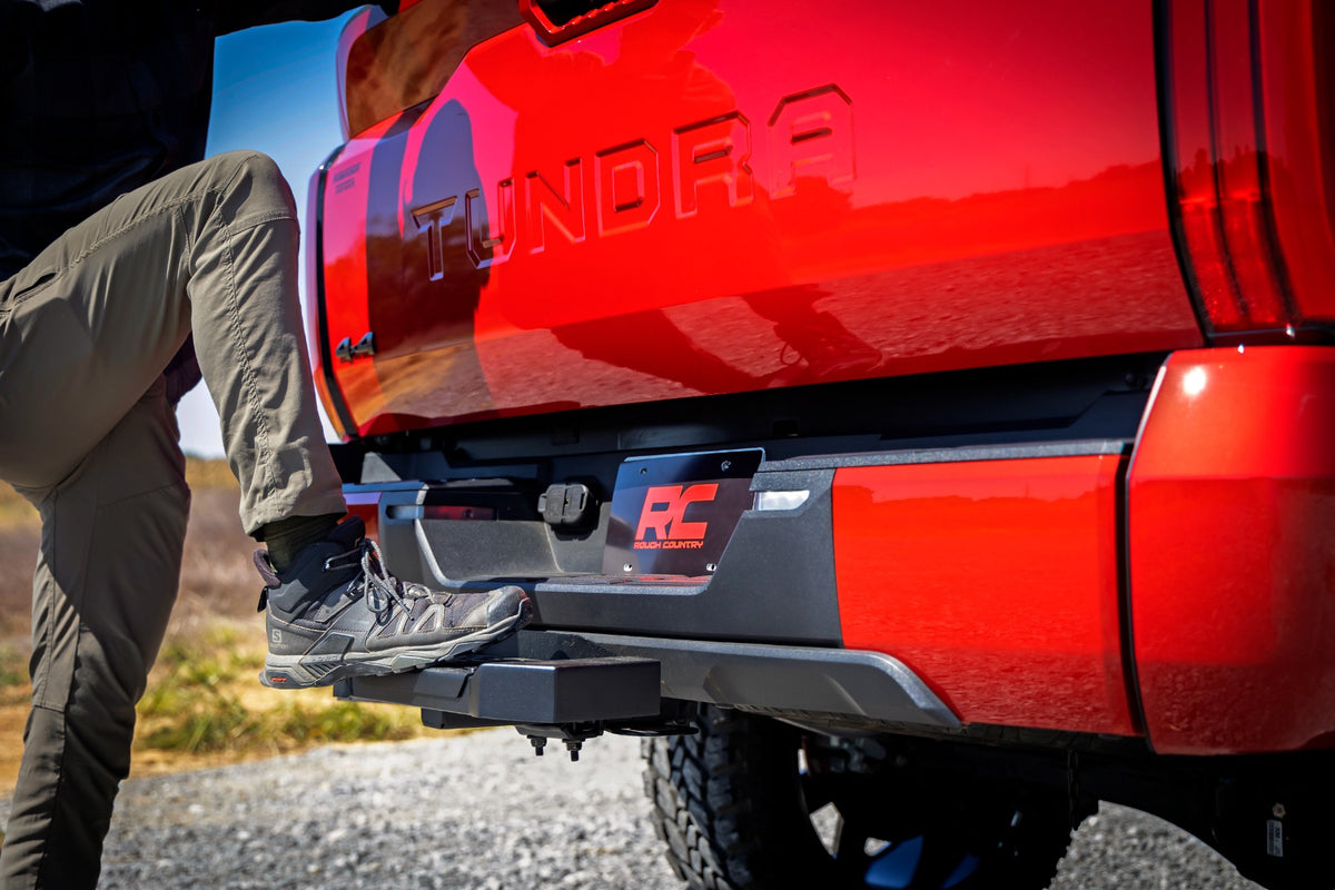 Rough Country HD2 Heavy Duty Receiver Hitch Step | Fits 2 Inch Receiver