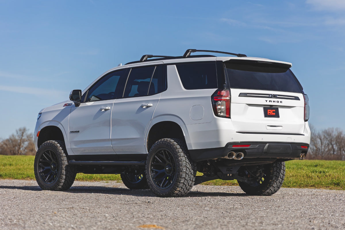 Rough Country 6 Inch Lift Kit Air Ride | Chevy/GMC Tahoe/Yukon 4WD (2021-2026)
