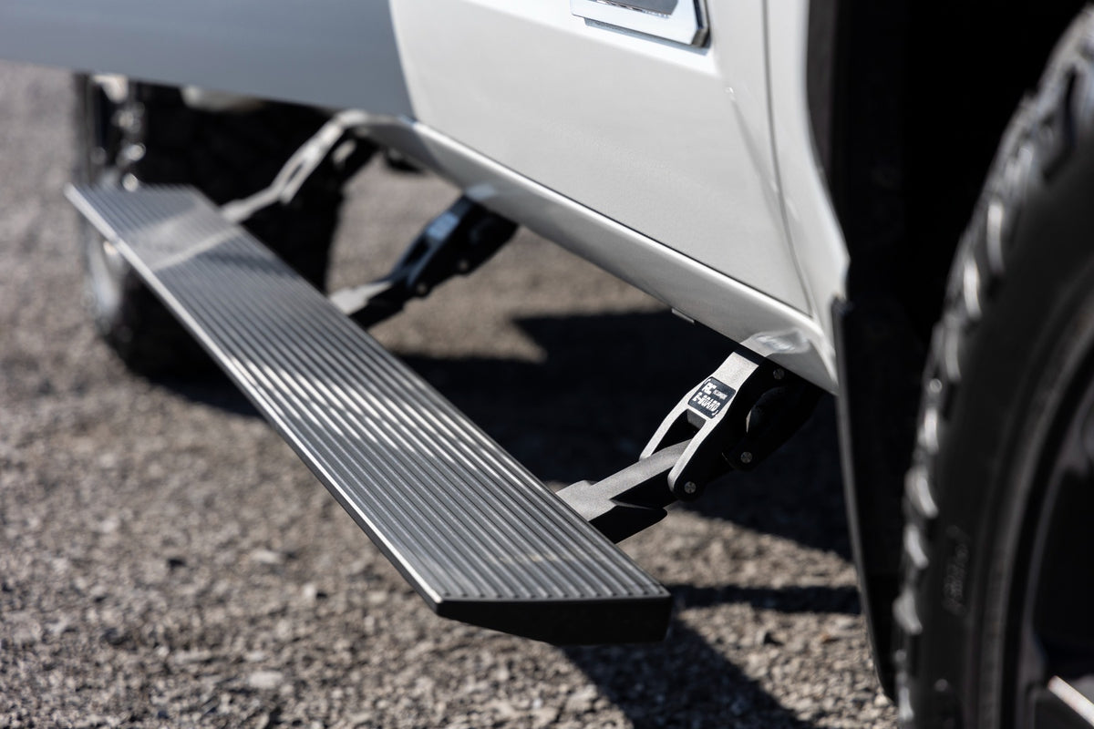 Rough Country Power Running Boards Dual Electric Motor | CrewMax | Toyota Tundra (22-26)