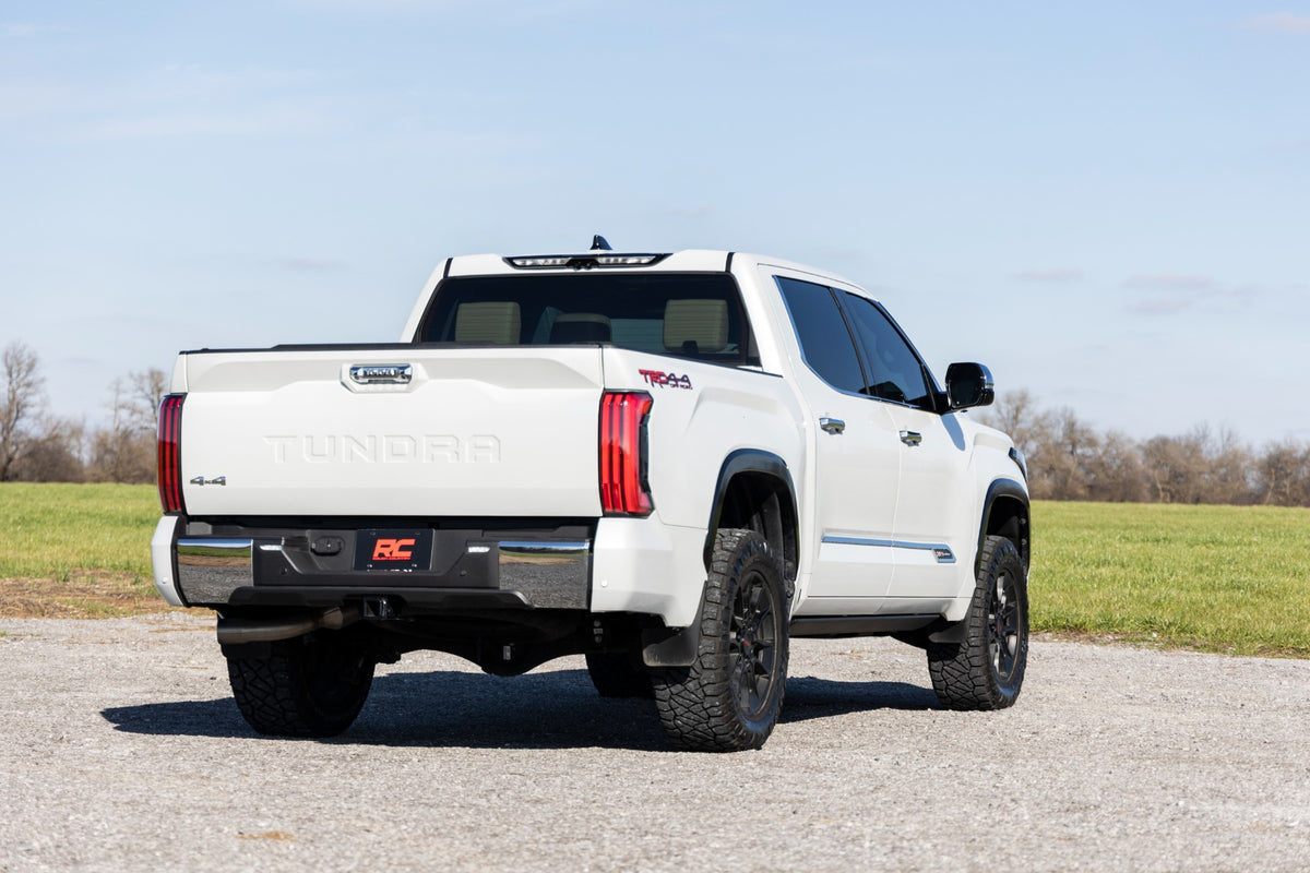 Rough Country Power Running Boards Dual Electric Motor | CrewMax | Toyota Tundra (22-26)