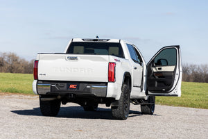 Rough Country Power Running Boards Dual Electric Motor | CrewMax | Toyota Tundra (22-26)