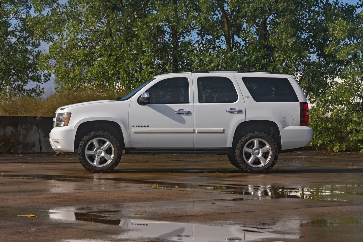 Rough Country 3.5 Inch Lift Kit Forged UCAs | Chevy/GMC SUV 1500 2WD/4WD (07-20)