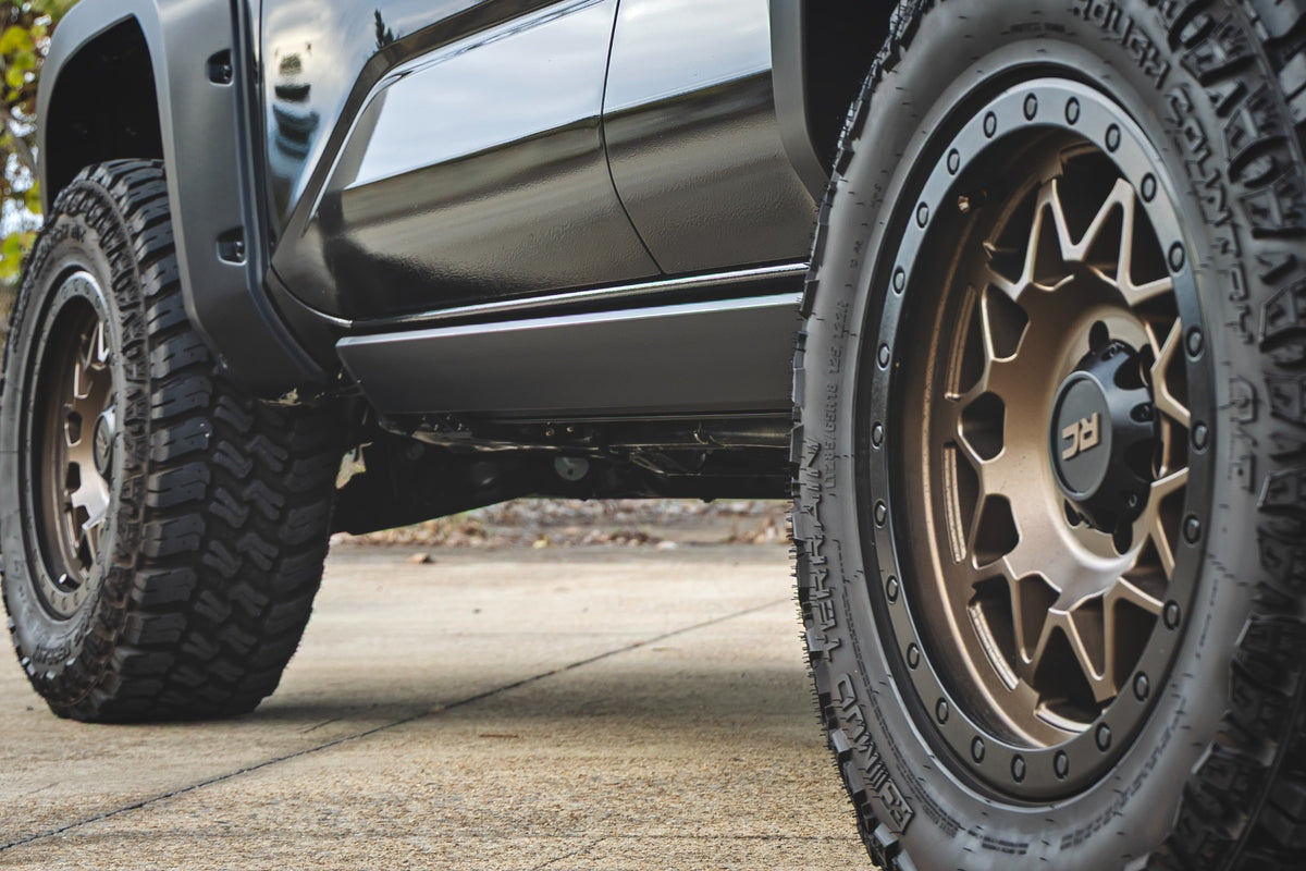 Rough Country Power Running Boards HT-Series | Toyota 4Runner 2WD/4WD (2025-2026)