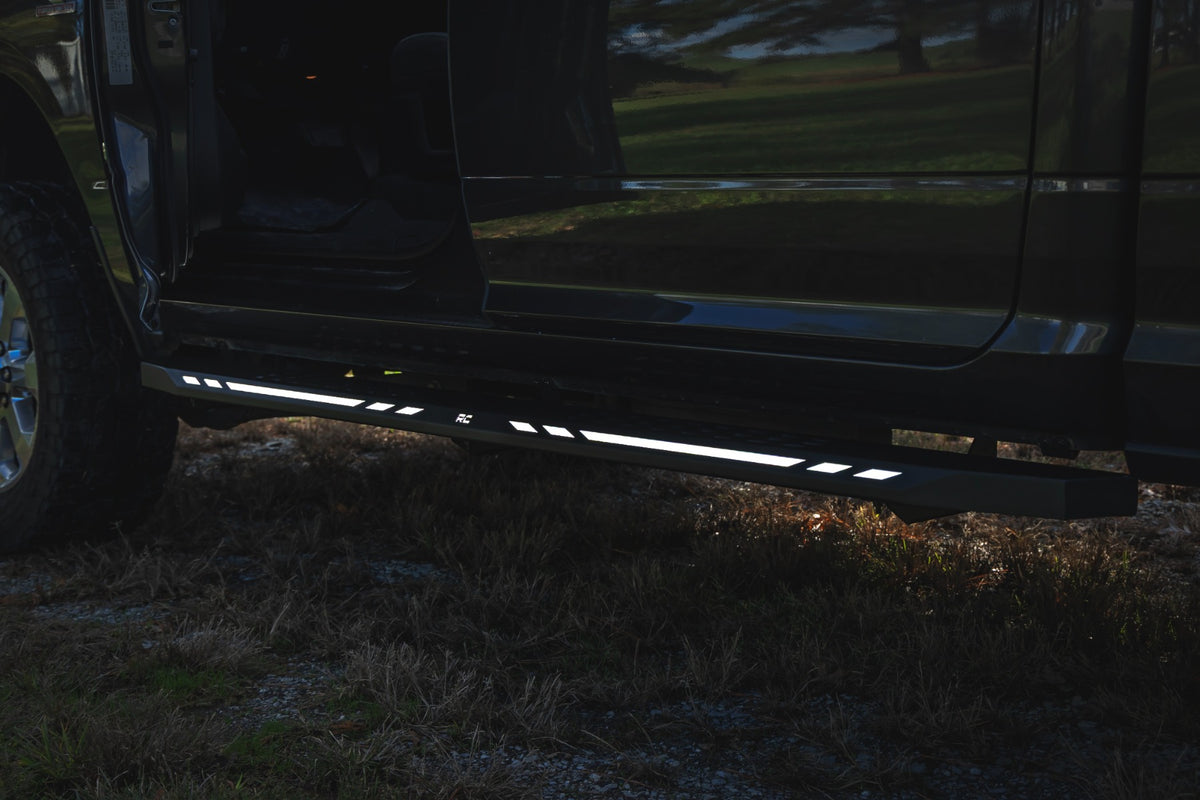 Rough Country AC2 Running Boards Amber/White | Crew Cab | Ram 1500 (19-26)/1500 TRX (21-24)