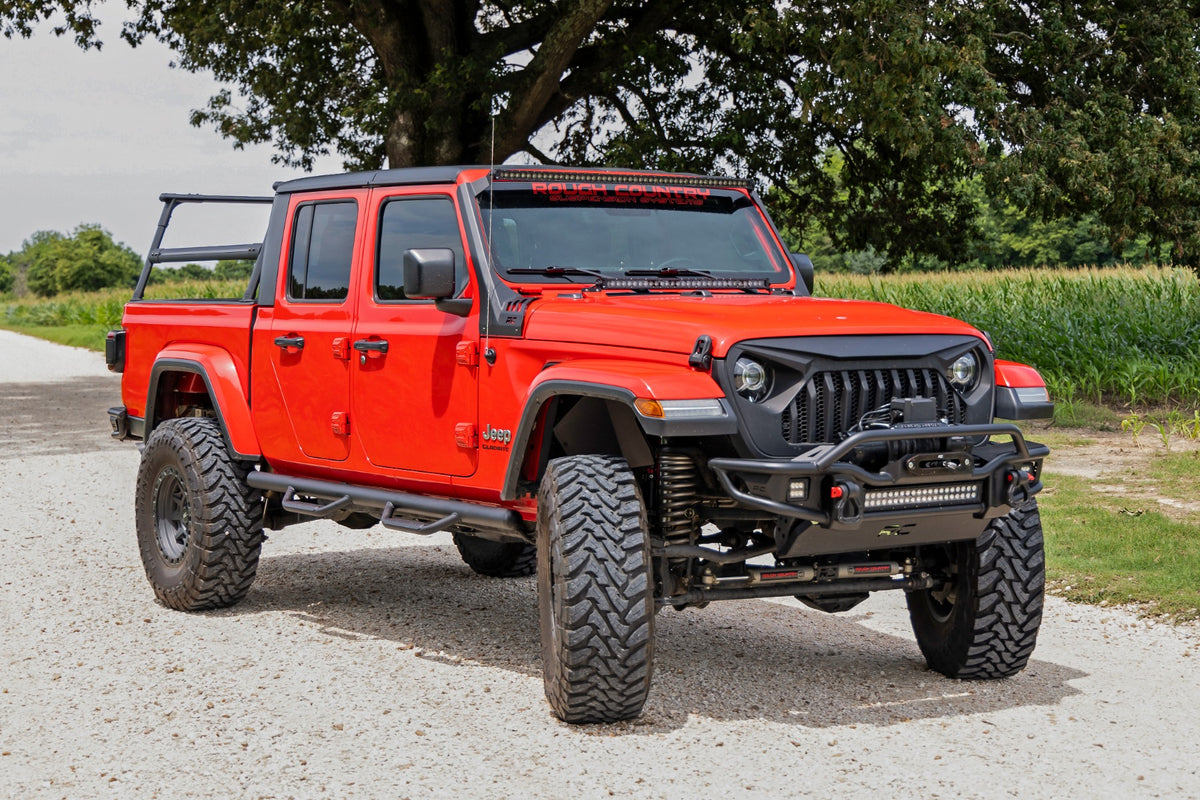 Rough Country Nerf Steps Cab Length | Crew Cab | Jeep Gladiator JT 4WD (2020-2026)