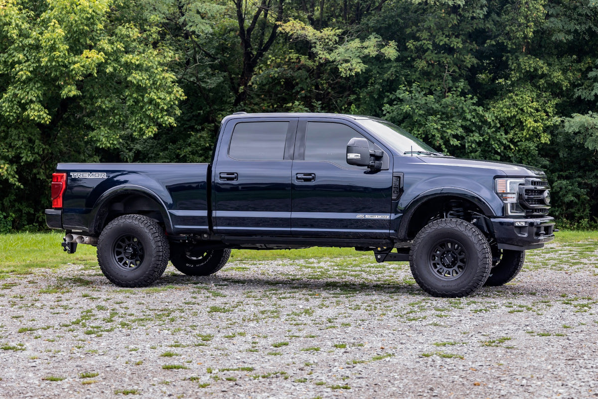 Rough Country 3 Inch Lift Kit Tremor | Ford F-250/F-350 Super Duty 4WD (2019-2022)