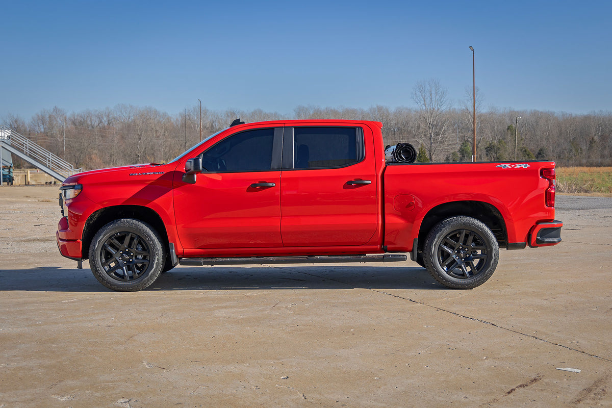 Rough Country Hard Roll Up Bed Cover | Chevy/GMC Sierra/Silverado 1500 (19-26)