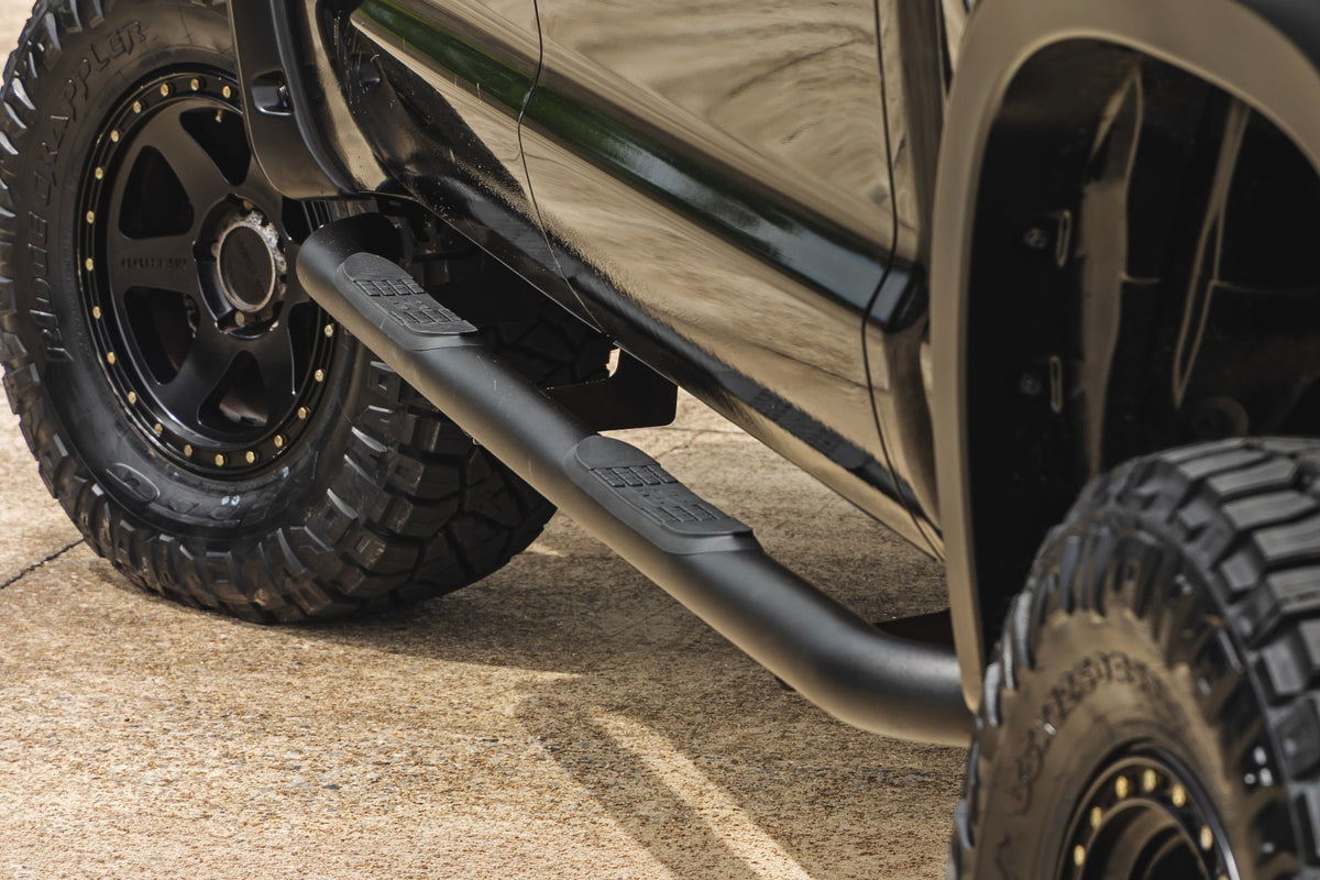 Rough Country Nerf Steps 3-Inch Tube | CrewMax | Toyota Tundra 4WD/2WD (2007-2021)