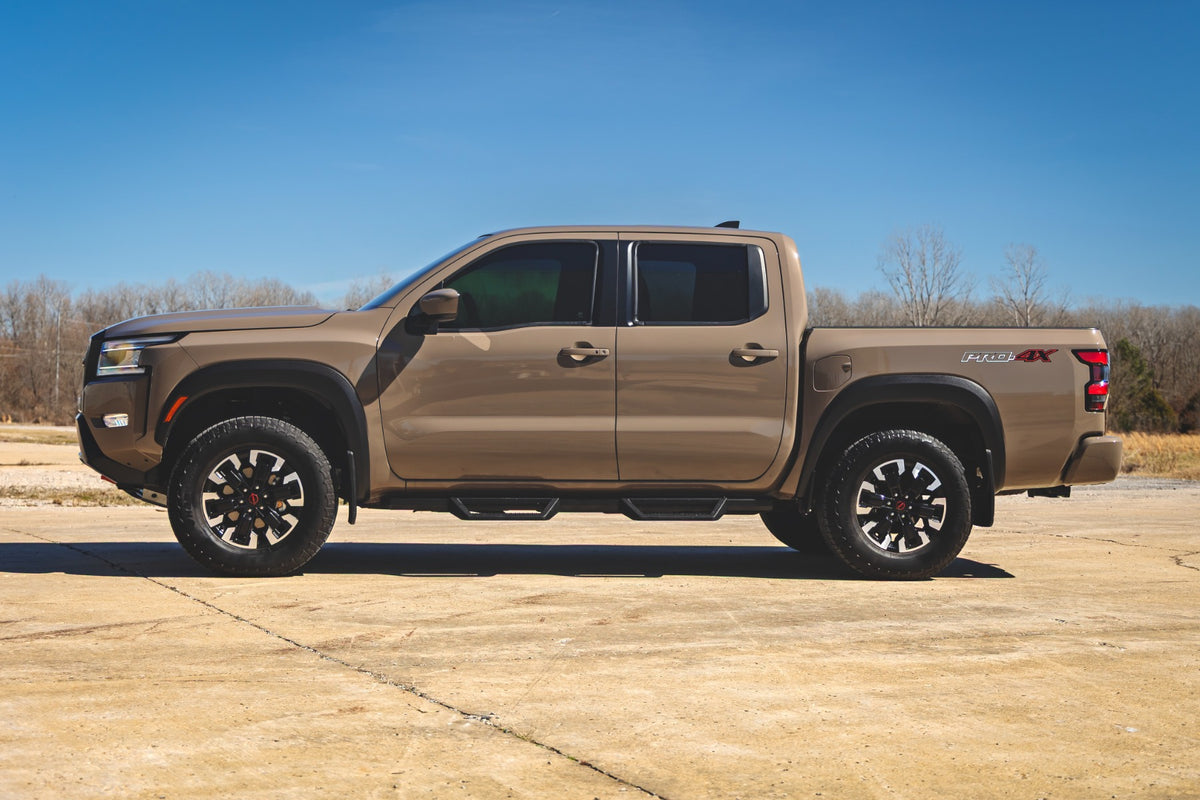 Rough Country 1.5 Inch Leveling Kit PRO-4X | Nissan Frontier 4WD (2022-2026)