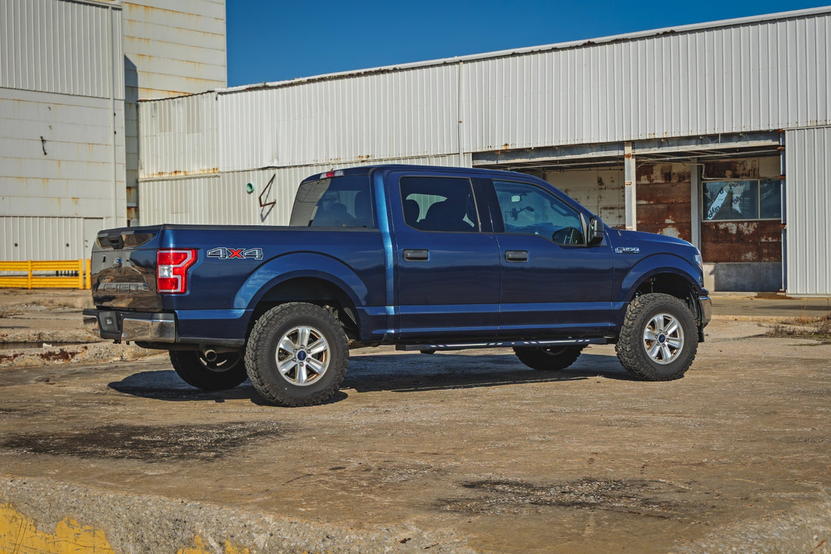 Rough Country AC2 Running Boards Amber/White | Crew Cab | Ford F-150/Lightning/F-250/F-350/Raptor (15-26)