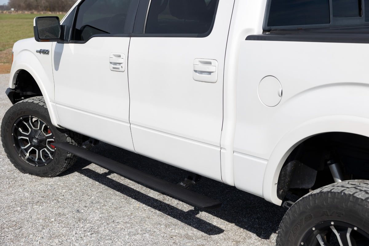 Rough Country Power Running Boards Dual Electric Motor | Crew Cab | Ford F-150 (09-14)
