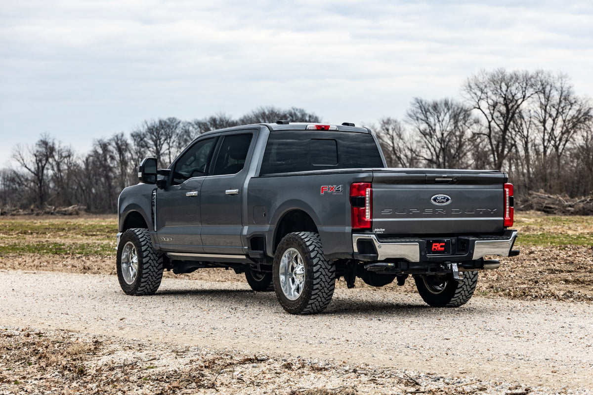 Rough Country 2 Inch Leveling Kit Track Bar Bracket | Ford F-250/F-350 Super Duty (17-26)
