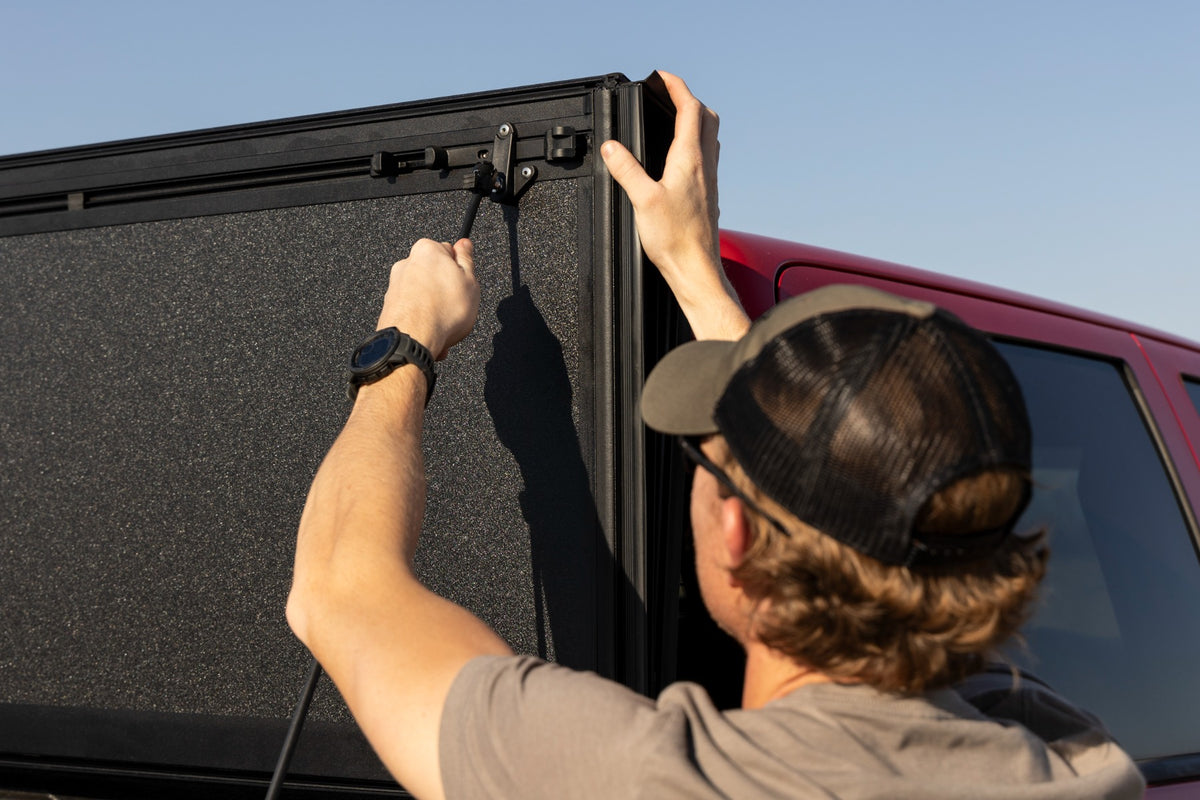Rough Country Hard Tri-Fold Flip Up Bed Cover | Chevy/GMC 1500/2500HD/3500HD (14-19)
