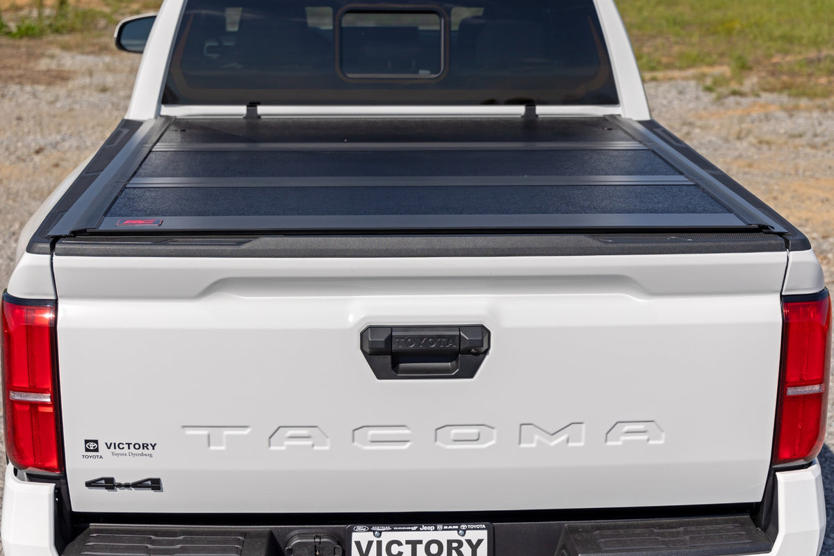 Rough Country Hard Low Profile Bed Cover | Toyota Tacoma 2WD/4WD (2024-2026)