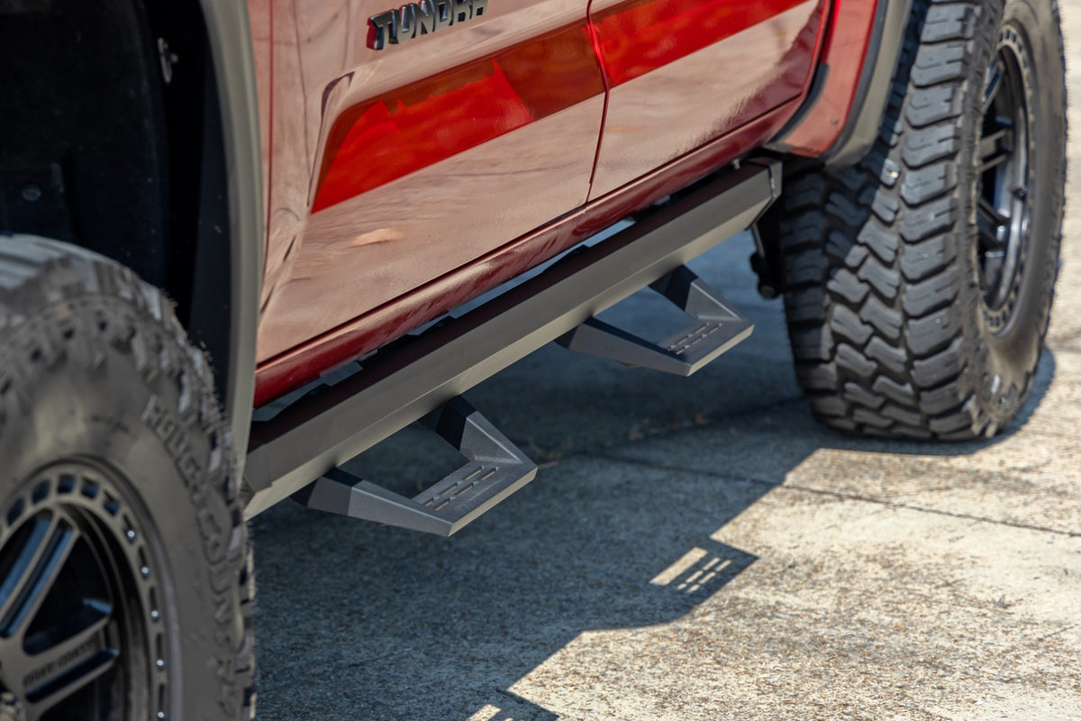 Rough Country SRL2 Adj Aluminum Steps CrewMax | Toyota Tundra 2WD/4WD (2022-2026)