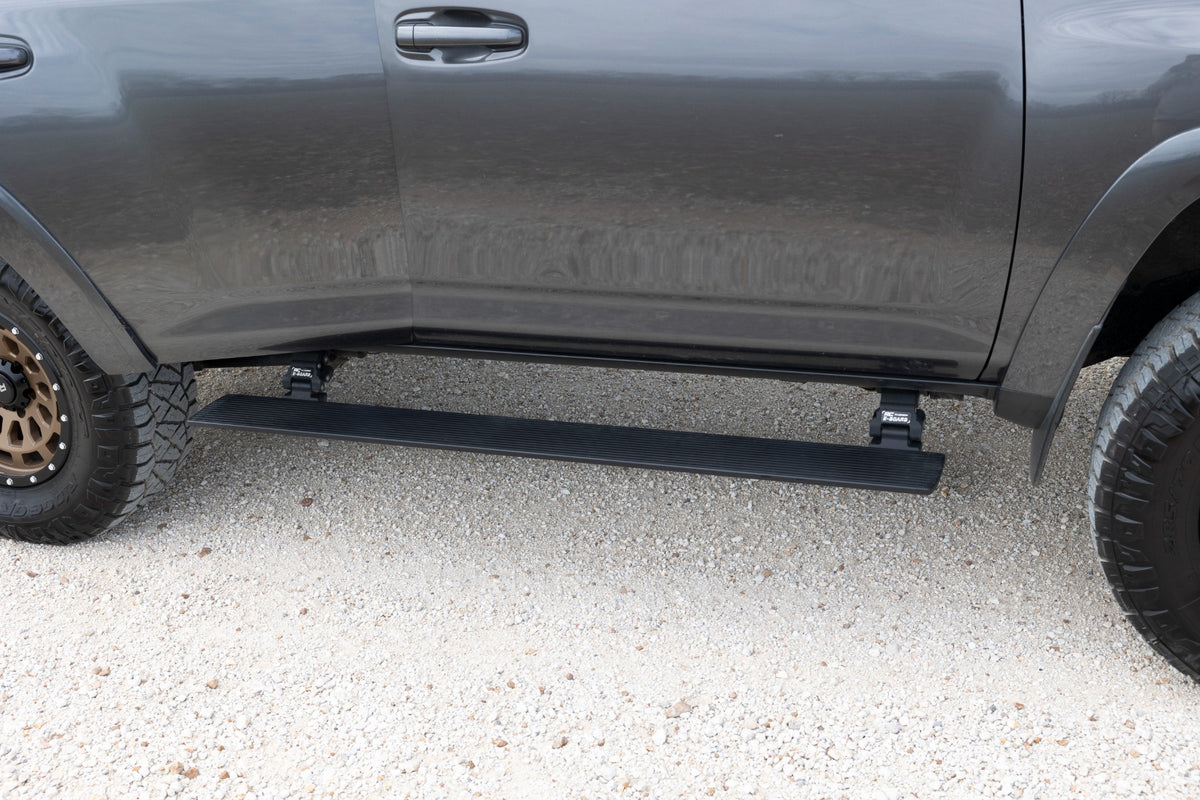 Rough Country Power Running Boards Dual Electric Motor | Toyota 4Runner 2WD/4WD (10-24)