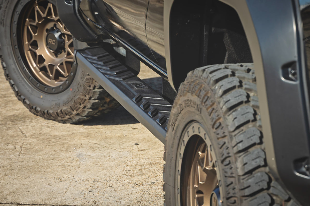 Rough Country BA2 Running Boards Side Step Bars | Toyota 4Runner 2WD/4WD (2025-2026)
