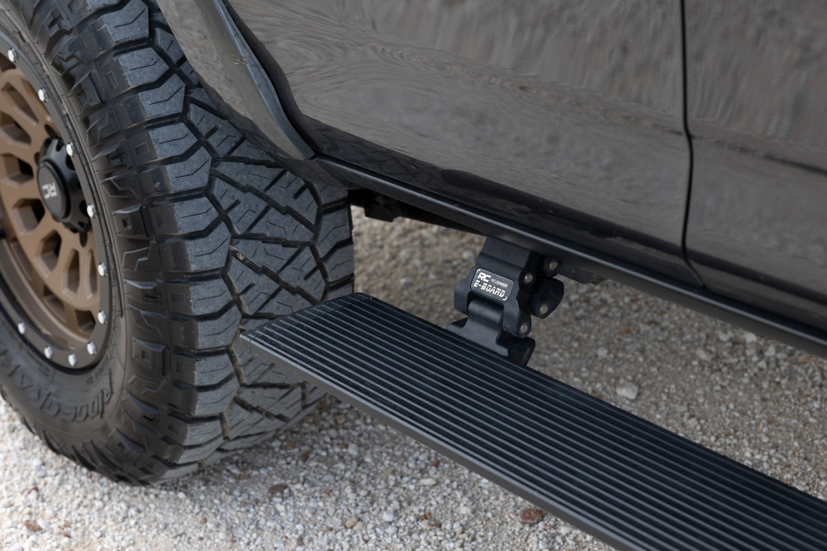 Rough Country Power Running Boards Dual Electric Motor | Toyota 4Runner 2WD/4WD (10-24)