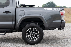 Rough Country Hard Low Profile Bed Cover | Toyota Tacoma 2WD/4WD (16-23)