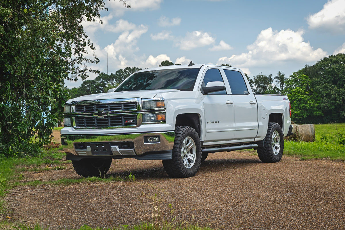 Rough Country Nerf Steps 3-Inch Tube | Chevy/GMC 1500/2500HD/3500HD (07-19 & Classic)