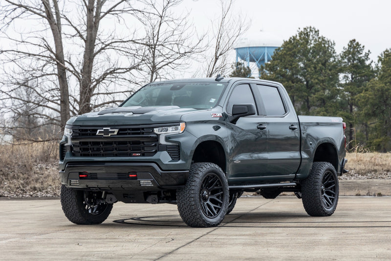 Rough Country 4 Inch Lift Kit AT4/Trailboss | Chevy/GMC 1500 2WD/4WD (2025-2026)