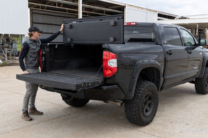 Rough Country Hard Low Profile Bed Cover 5'7